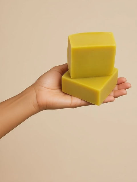 L’Apaisant – Savon solide naturel visage & corps – Peaux irritées – Sels de la mer Morte – 100 g